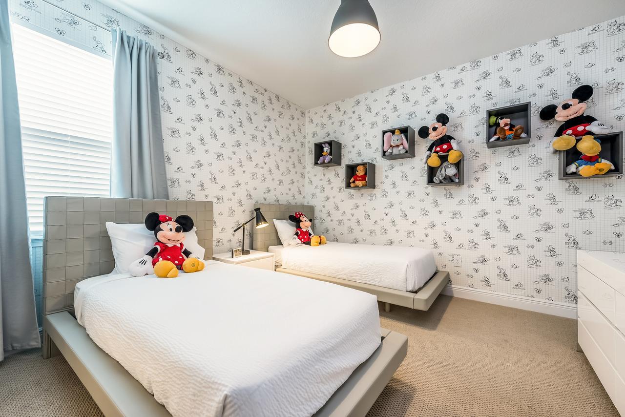 Exquisite Home With Media Room & Games Near Disney By Rentyl - 7600M ออร์ลันโด ภายนอก รูปภาพ